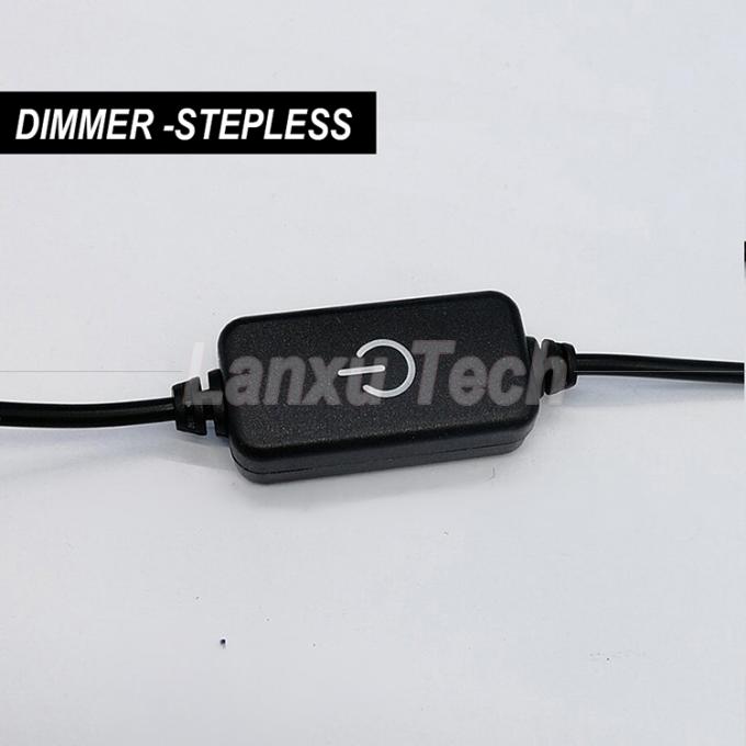 L'éclairage de la bande de lumière à LED est éteint par une prise USB à courant continu 4