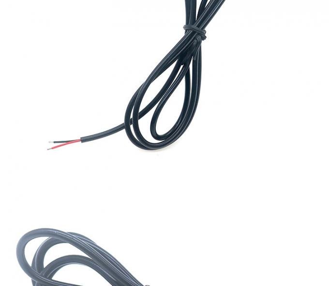 USB 2.0 de haute qualité 5V un mâle à ouvrir dépouillé des fils nus 2 broches Fin câble de queue de poule pour lampe à bande de lumière LED 7