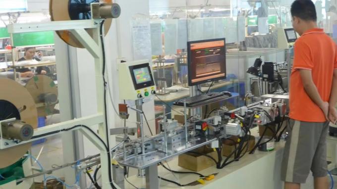 Wuhan Lanxu Technology Co., Ltd. ligne de production en usine 1